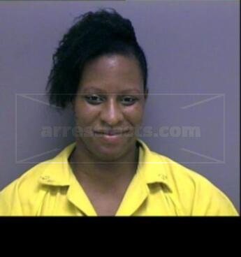 Daphne Dakeisha Ausborne