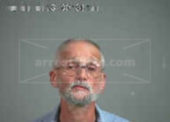 Robert D Gilbert