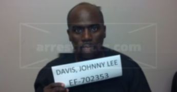 Johnny Lee Davis