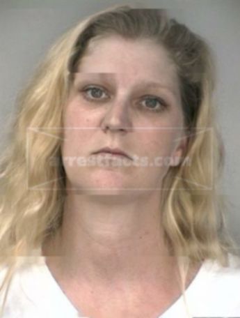 Jennifer Lelslie Reed