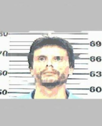 Elliott D Truitt