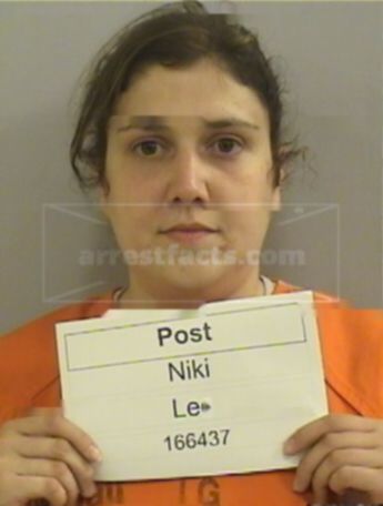 Niki Lee Post