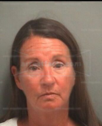 Lisa M Clate