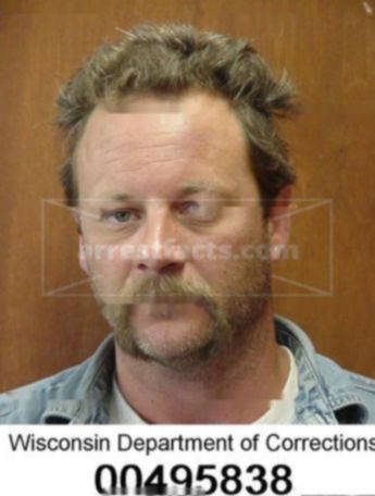 Wayne W Mccune
