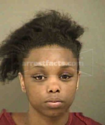 Shadavia Simone Roberts